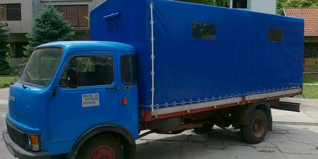 Cerade, prozirno platno, kamion 